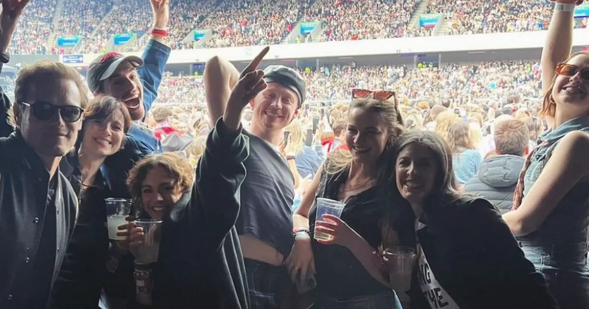 Inside Outlander at Taylor Swift Eras tour as cast enjoy wild ...